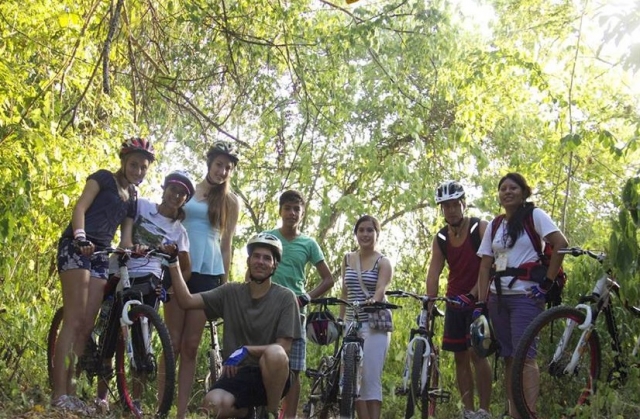 grupo en bici